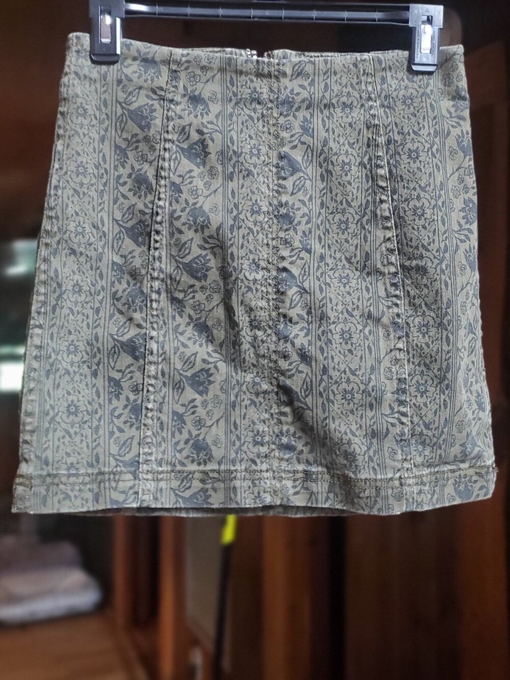 Free People Modern Femme Novelty Denim Mini Skirt Olive Green Floral Size 4